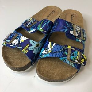 Breckelles Sandals size 8 1/2